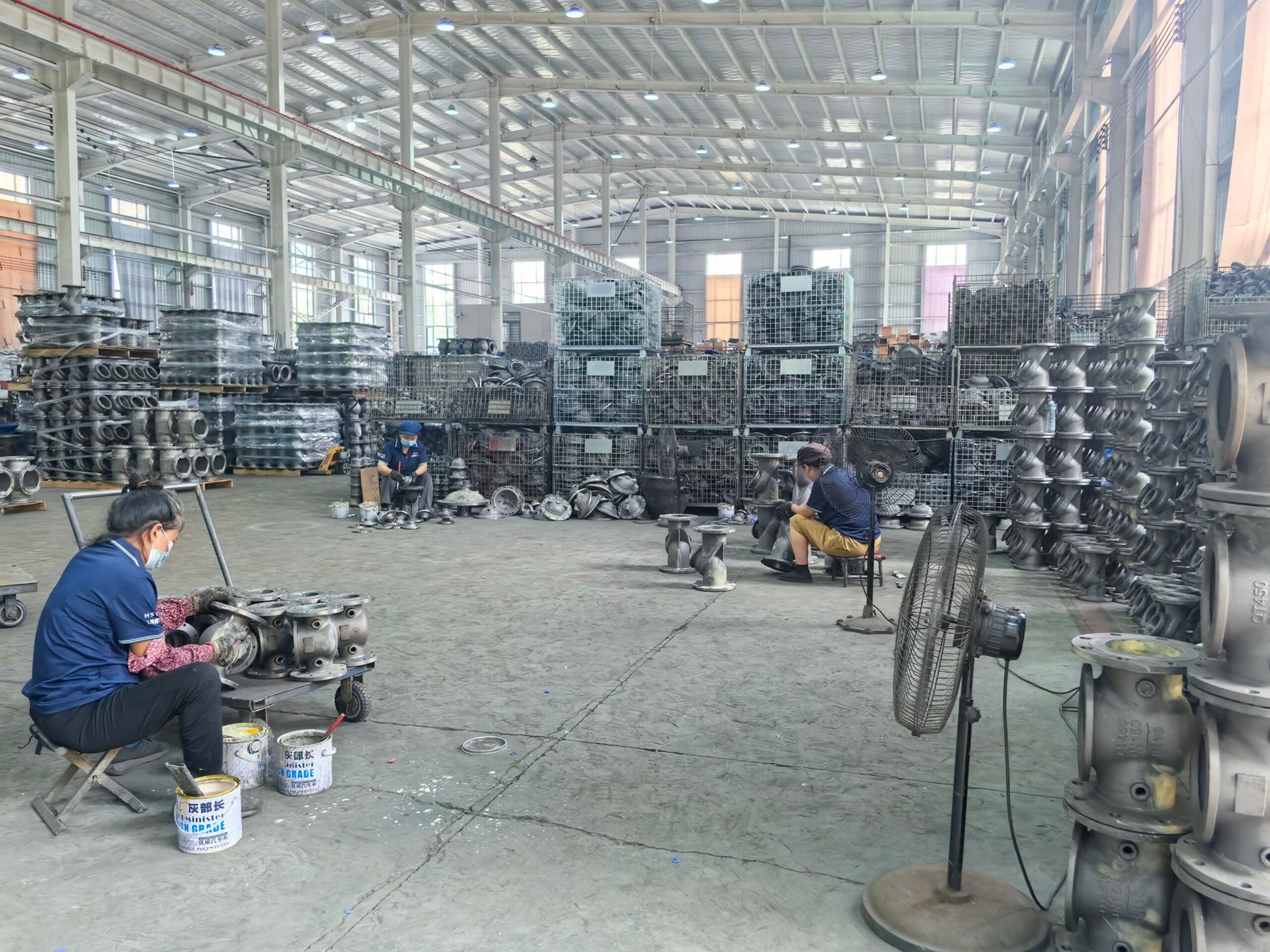 Valve production workshop at the HSVA manufacturing base